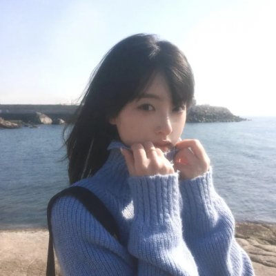 坐在门口的幽灵